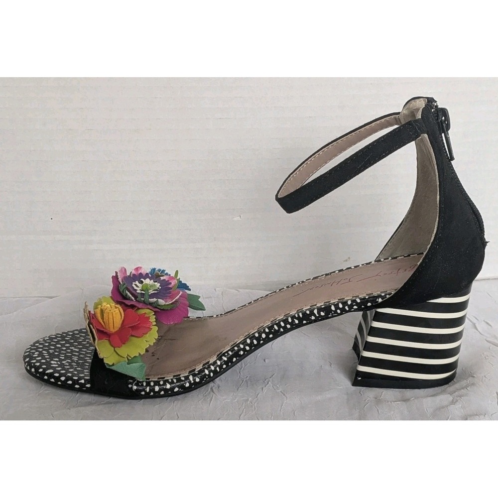 Betsey Johnson Lore Sandals Flowers Block Heels Floral Shoes Stripes Black Sz 8 - Picture 6 of 14